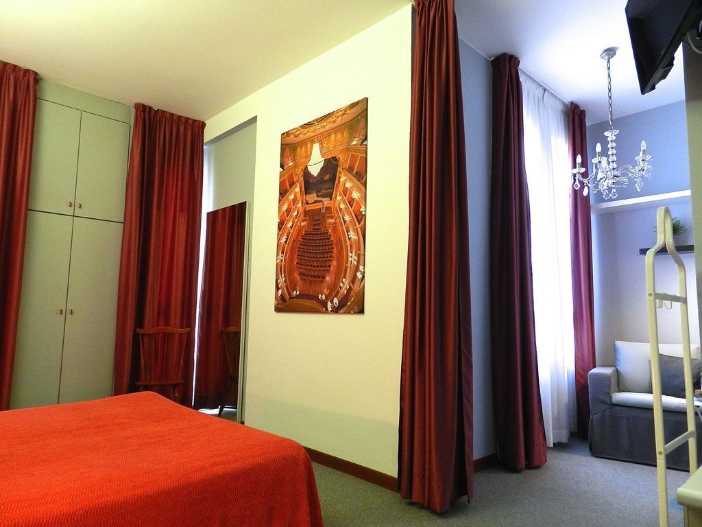 Hotel Italia Stradella Værelse billede
