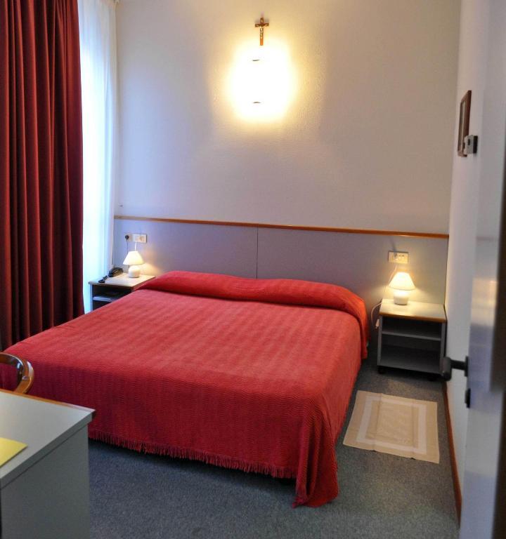 Hotel Italia Stradella Værelse billede