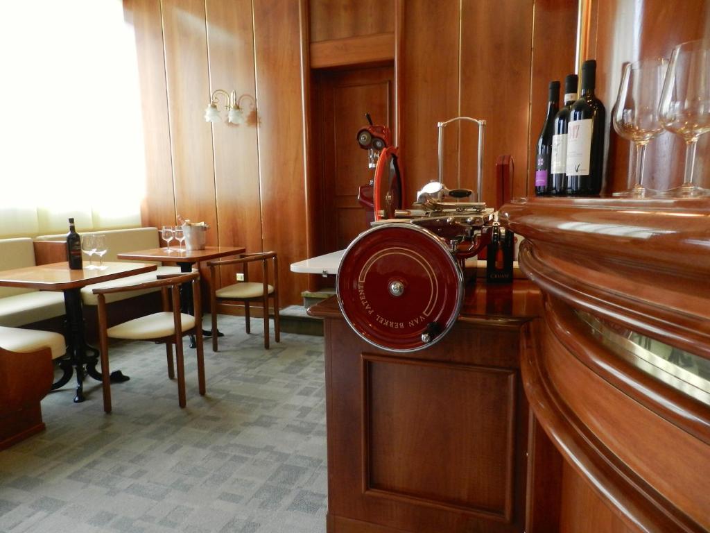 Hotel Italia Stradella Eksteriør billede